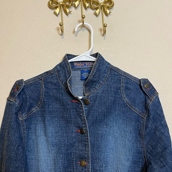 Magic Jeans Vintage Blue Denim Jacket. Great Detailing. Size L - Picture 2 of 6